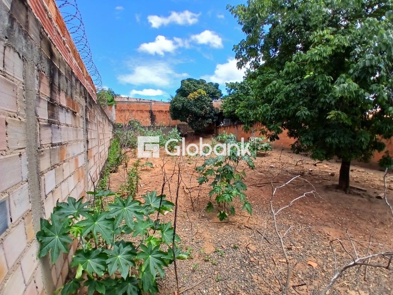 Terreno à venda Santa Rafaela 357m² Montes Claros MG: 
