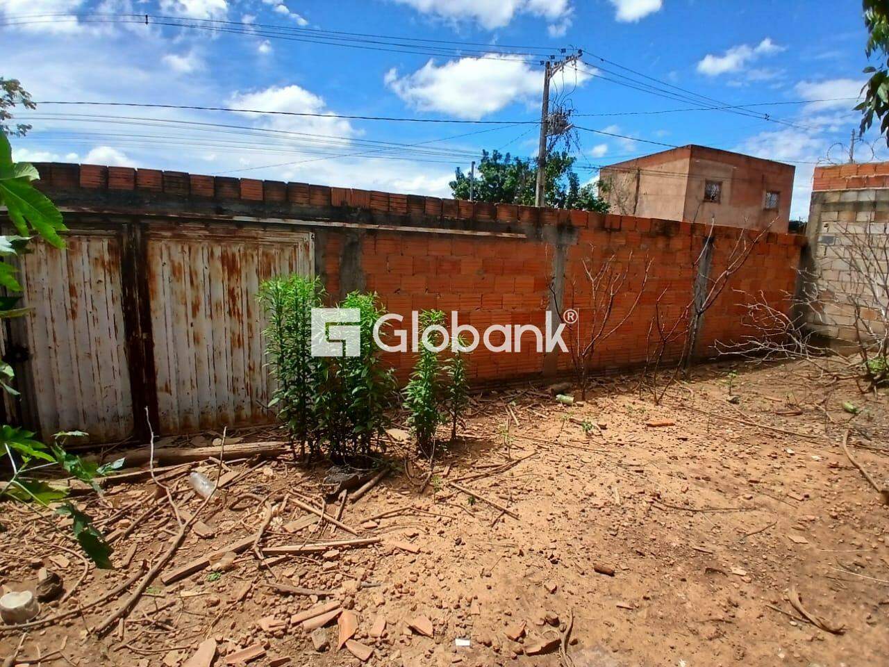 Terreno à venda Santa Rafaela 357m² Montes Claros MG: 