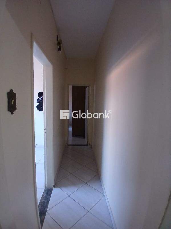 Casa 4 quartos à venda São José 240m² Montes Claros MG: 