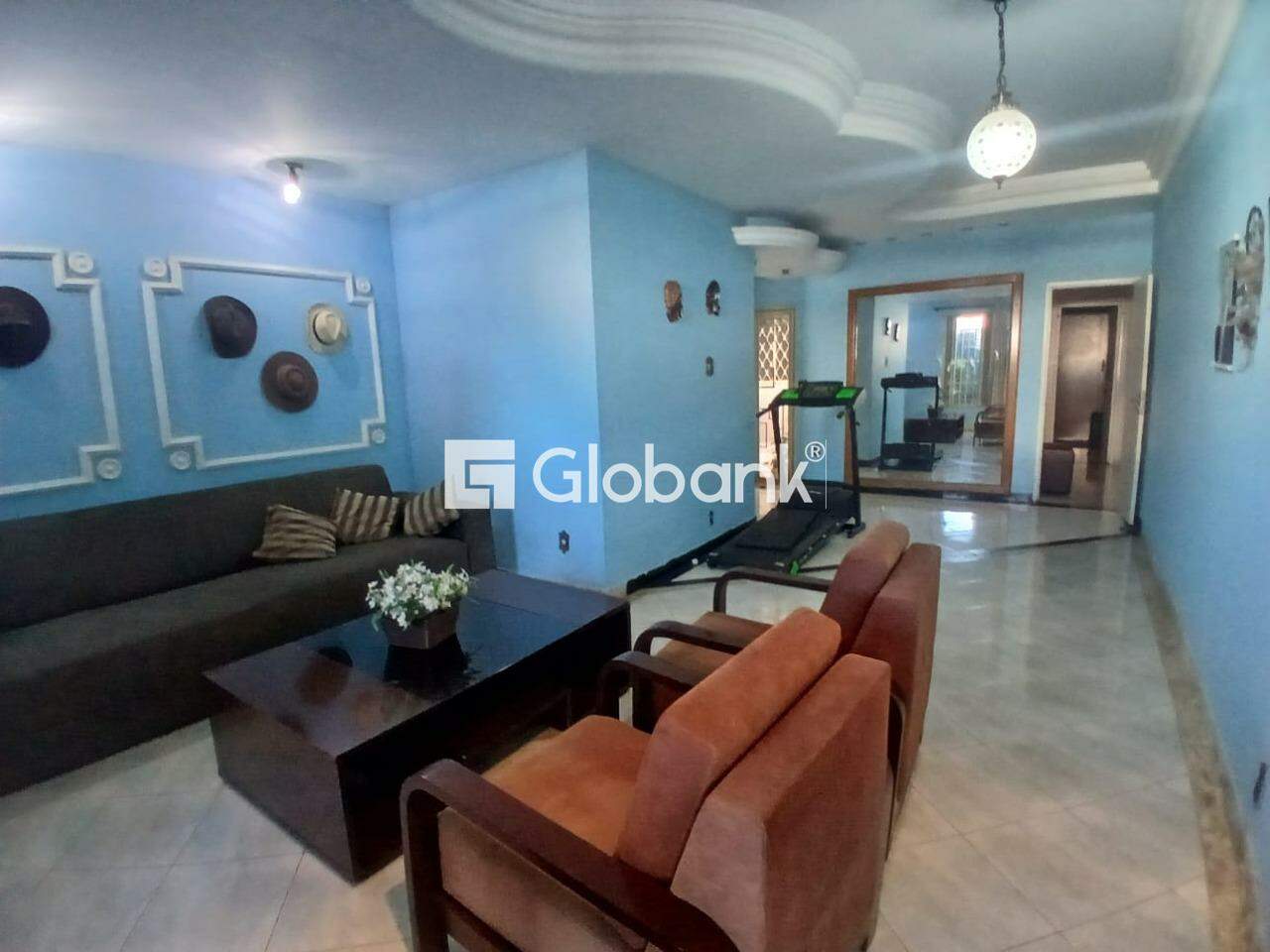 Casa 4 quartos à venda São José 240m² Montes Claros MG: 
