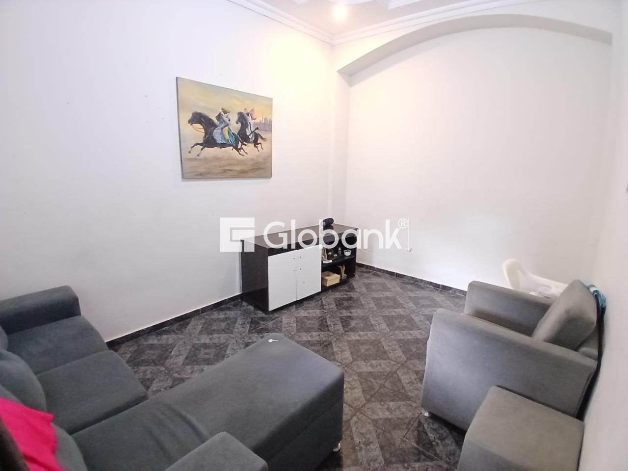 Casa 4 quartos à venda Sagrada Família 139m² Montes Claros MG: 