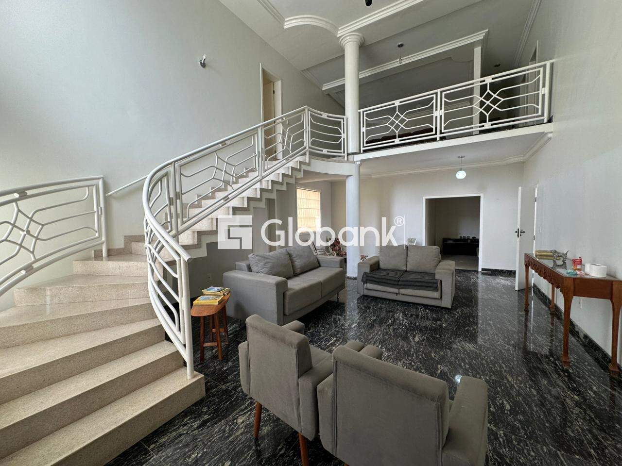 Casa 7 quartos à venda Ibituruna 460m² Montes Claros MG: Sala