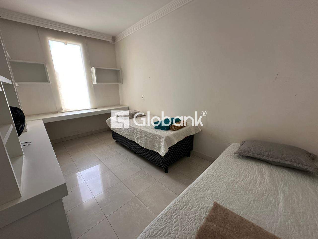 Casa 7 quartos à venda Ibituruna 460m² Montes Claros MG: Quarto