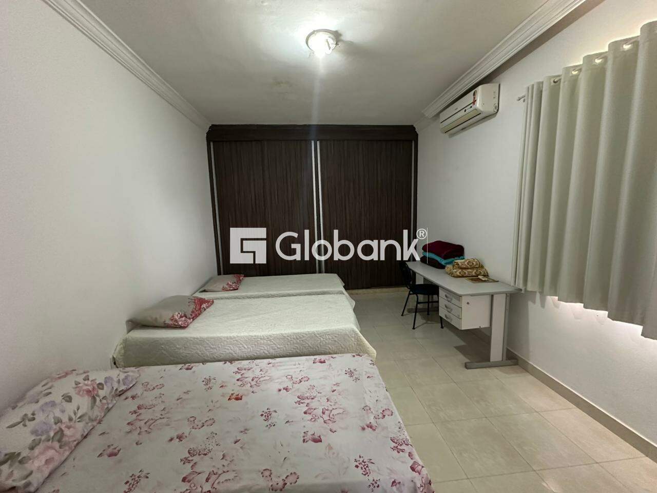 Casa 7 quartos à venda Ibituruna 460m² Montes Claros MG: Quarto