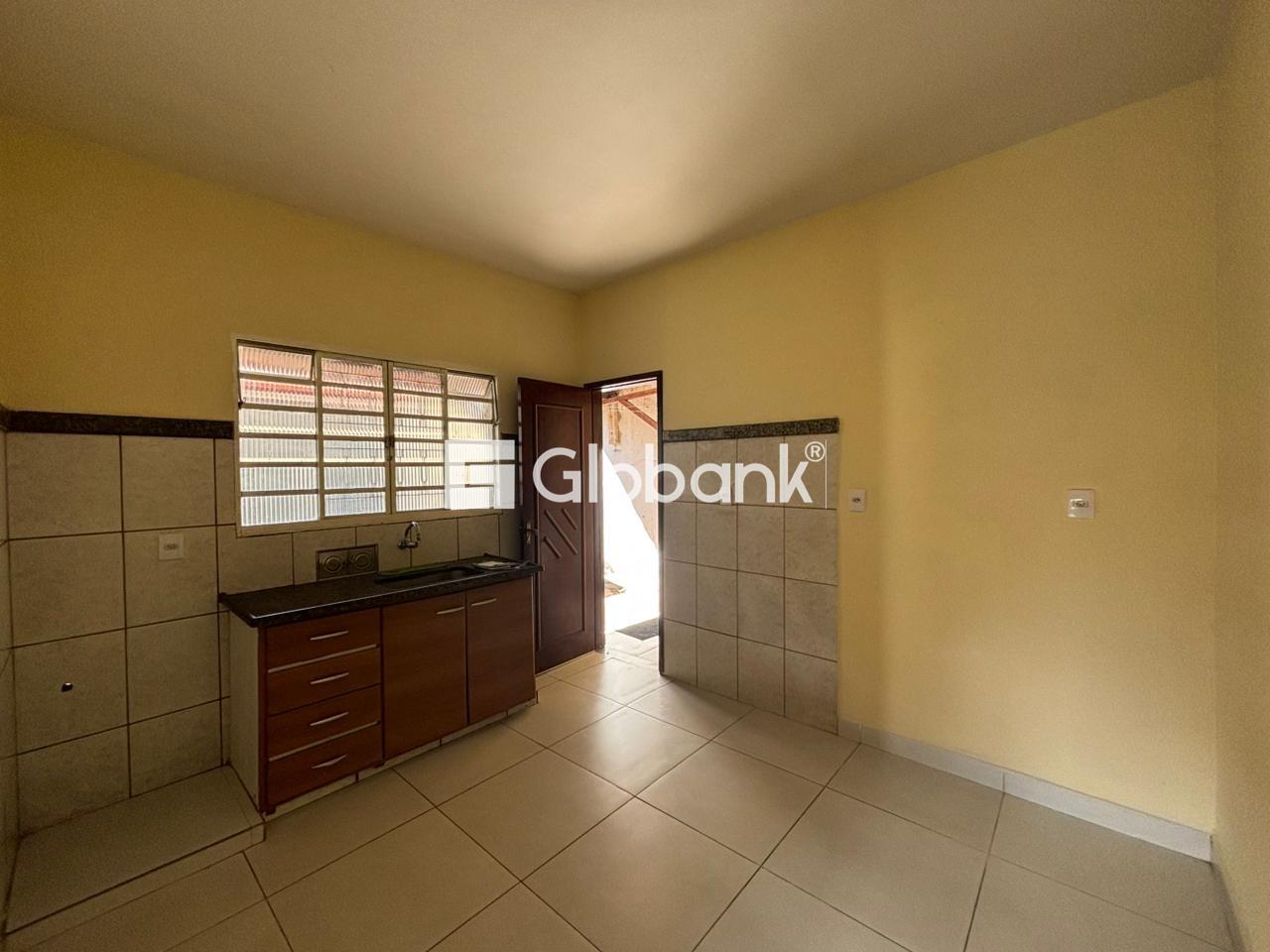 Kitnet 1 quarto para aluguel Vila Brasília 45m² Montes Claros MG: Cozinha