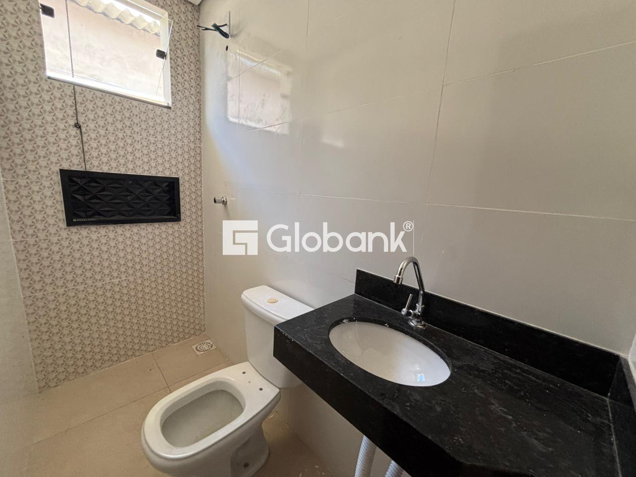 Casa 2 quartos à venda Independência 85m² Montes Claros MG: Banheiro