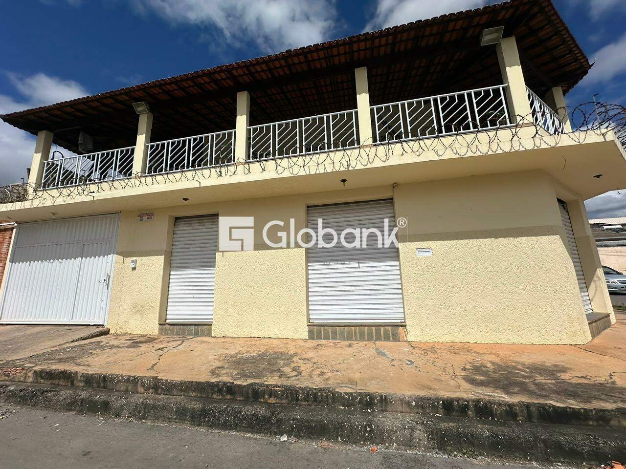 Ponto comercial para aluguel Dona Gregória 350m² Montes Claros MG: Fachada