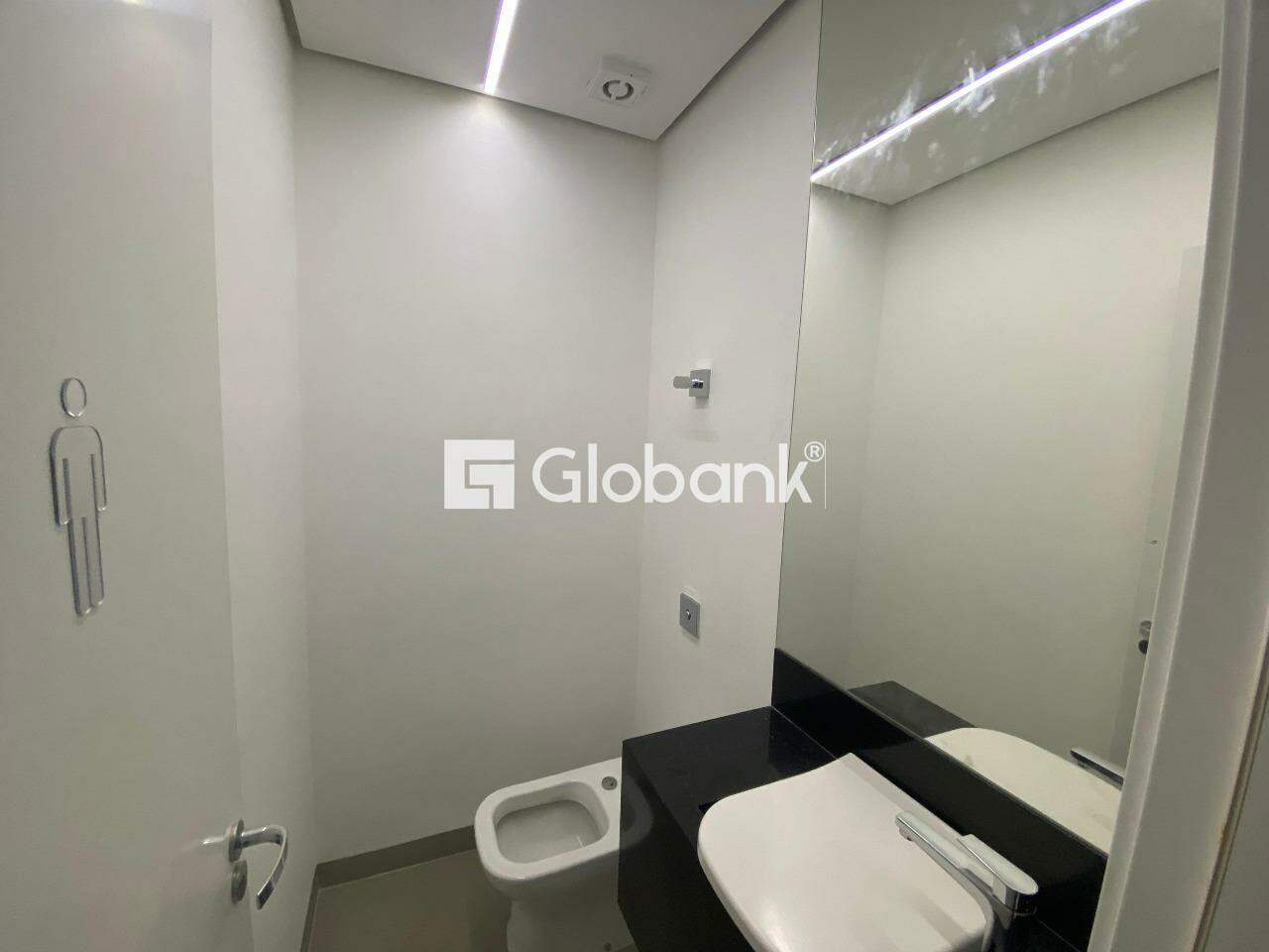 Sala comercial para aluguel Ibituruna 110m² Montes Claros MG: 