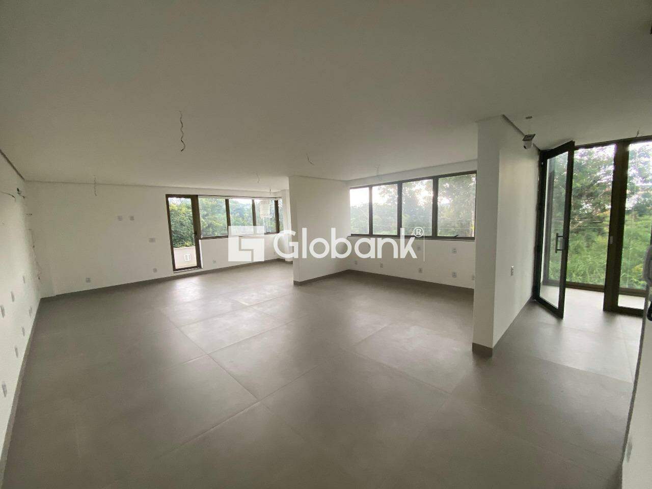 Sala comercial para aluguel Ibituruna 110m² Montes Claros MG: 
