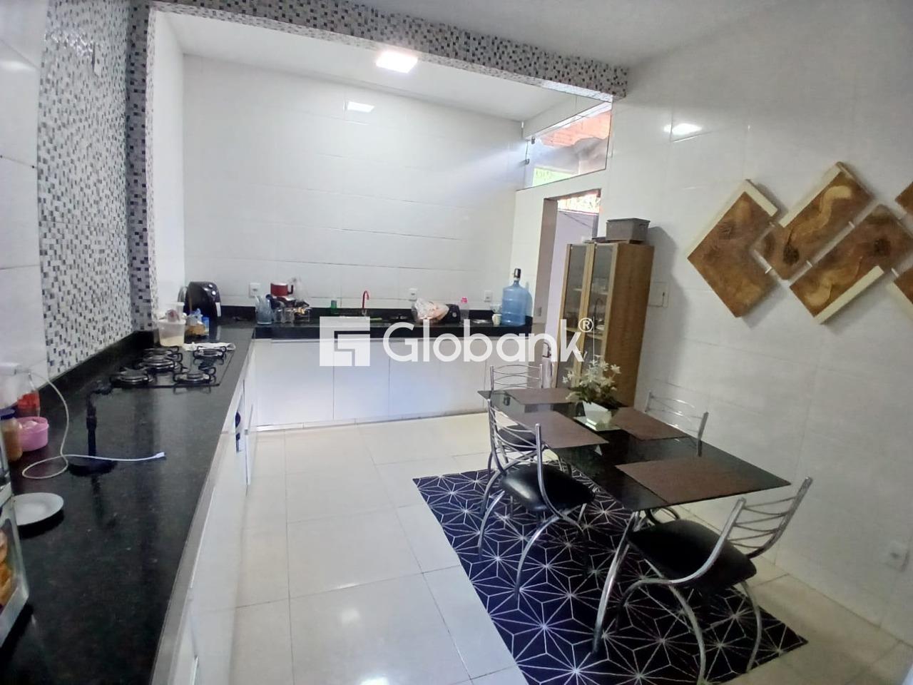 Casa 2 quartos à venda Vila Atlântida 70m² Montes Claros MG: 