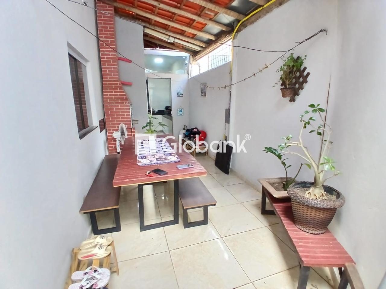 Casa 2 quartos à venda Vila Atlântida 70m² Montes Claros MG: 