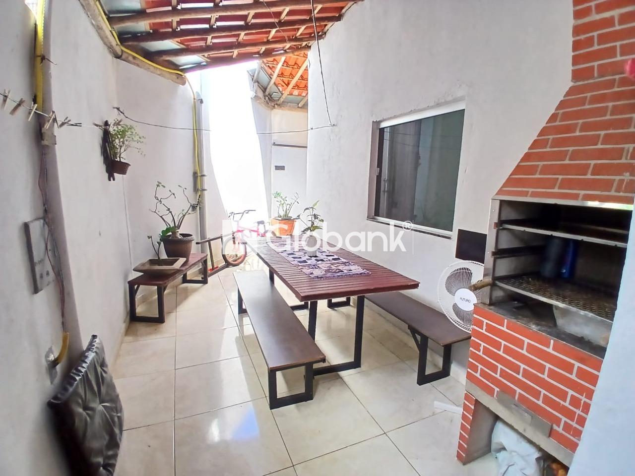 Casa 2 quartos à venda Vila Atlântida 70m² Montes Claros MG: 