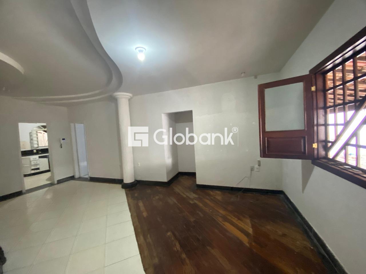 Casa 4 quartos à venda Planalto 450m² Montes Claros MG: 