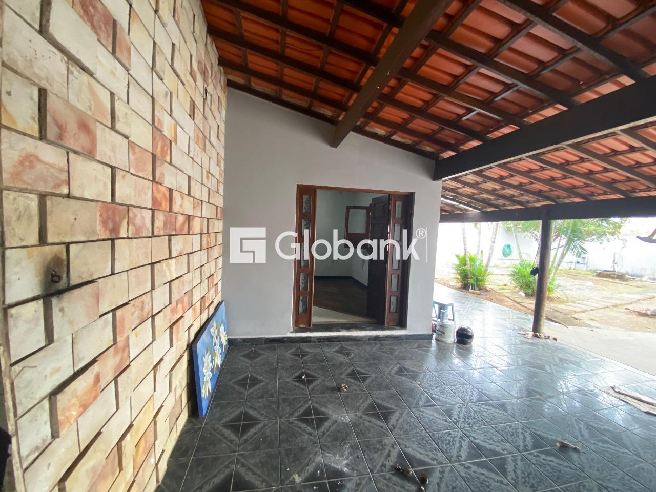 Casa 4 quartos à venda Planalto 450m² Montes Claros MG: 