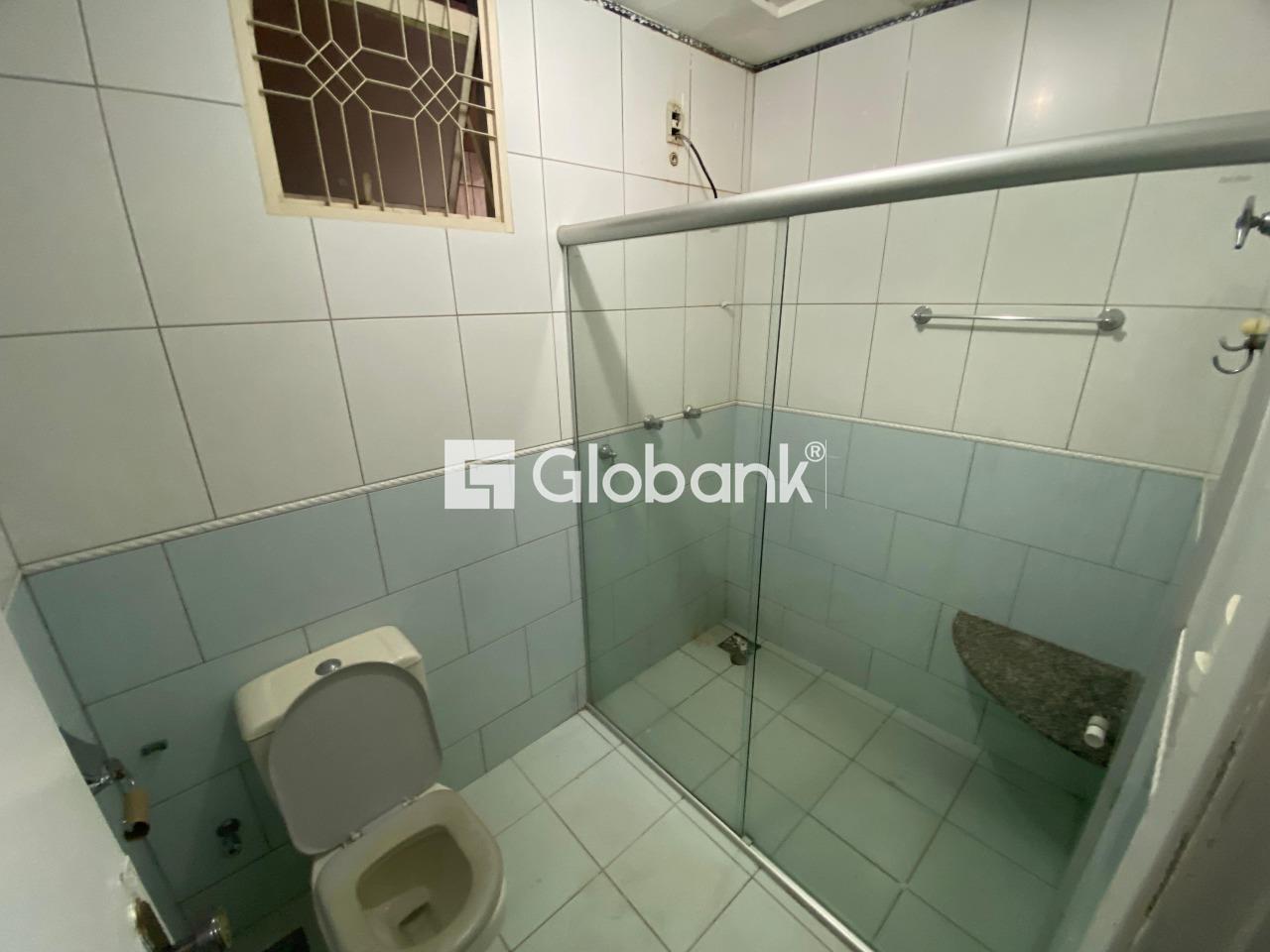 Casa 4 quartos à venda Planalto 450m² Montes Claros MG: 