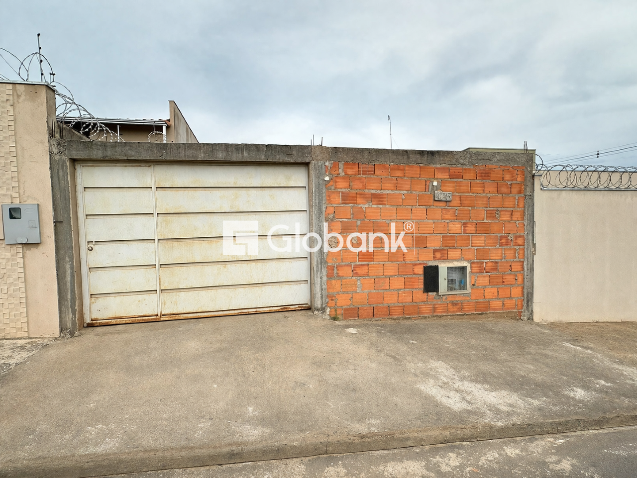 Terreno para aluguel Jardim Olímpico 182m² Montes Claros MG: Fachada