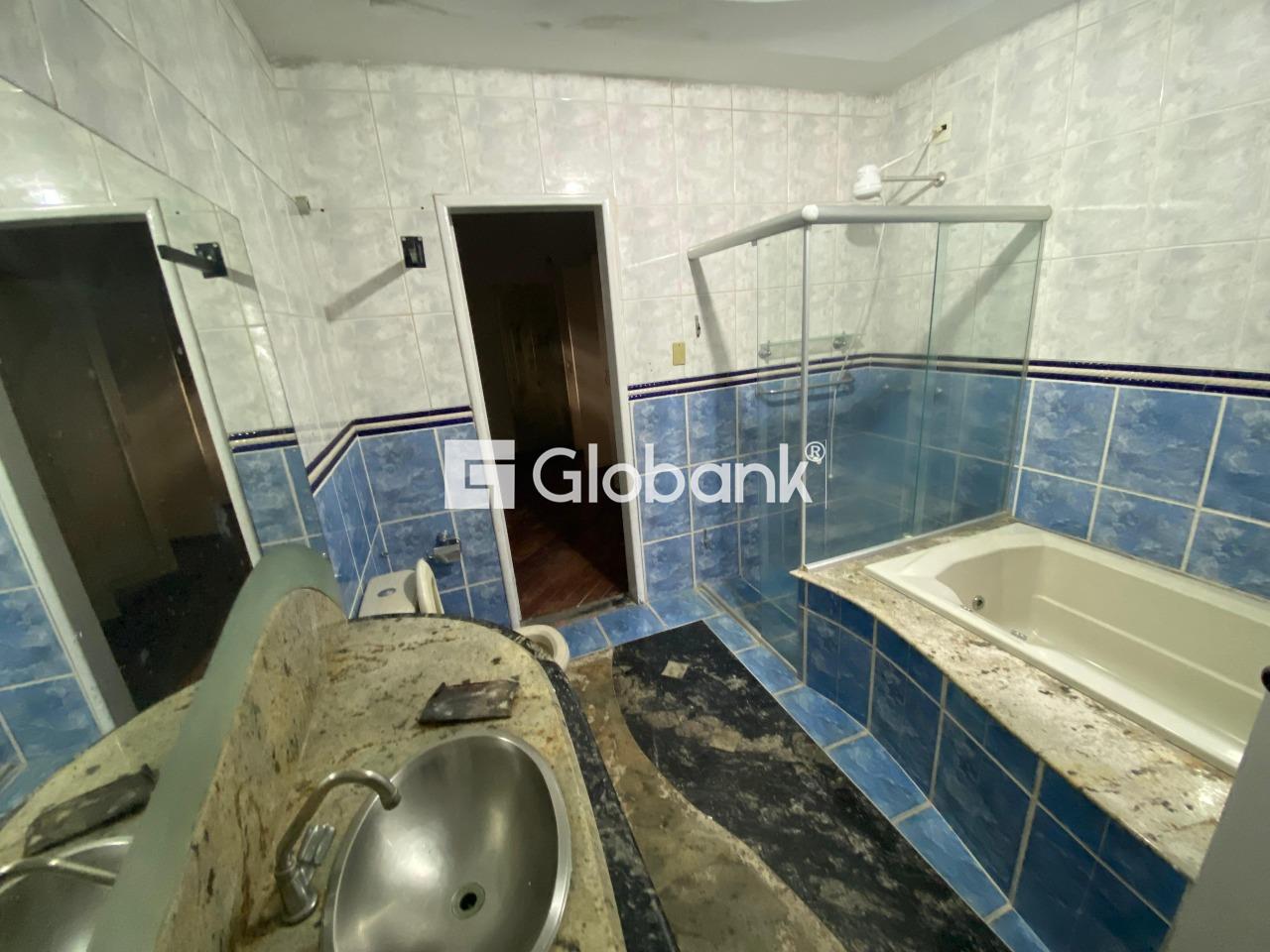 Casa 4 quartos para aluguel Planalto 450m² Montes Claros MG: 