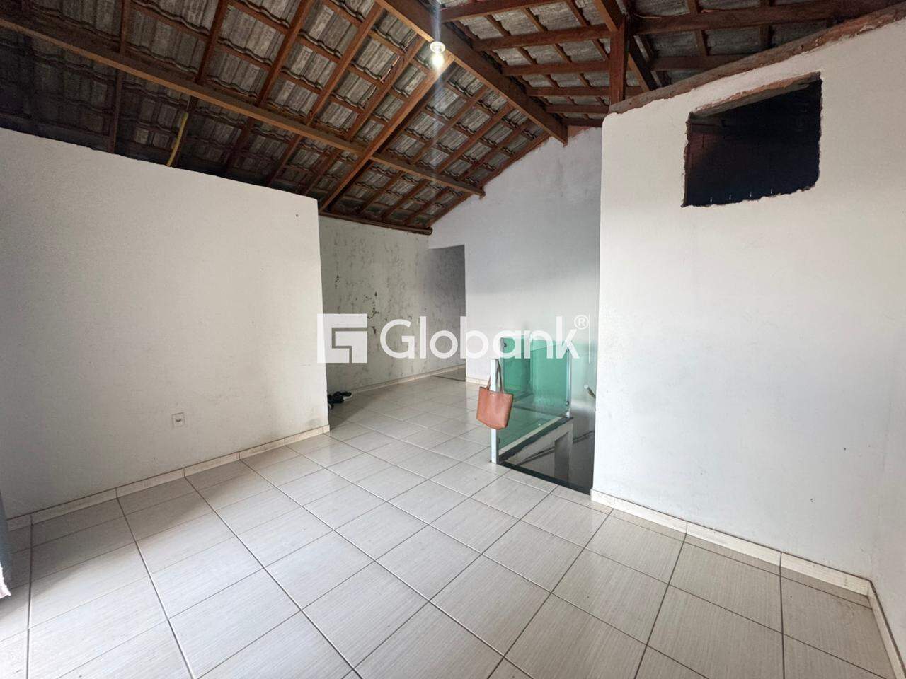 Casa 4 quartos à venda Antônio Pimenta 280m² Montes Claros MG: 