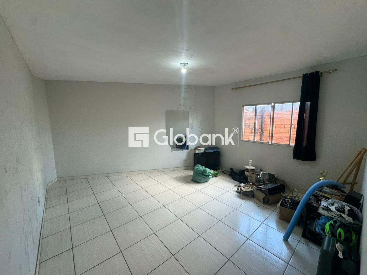 Casa 4 quartos à venda Antônio Pimenta 280m² Montes Claros MG: 
