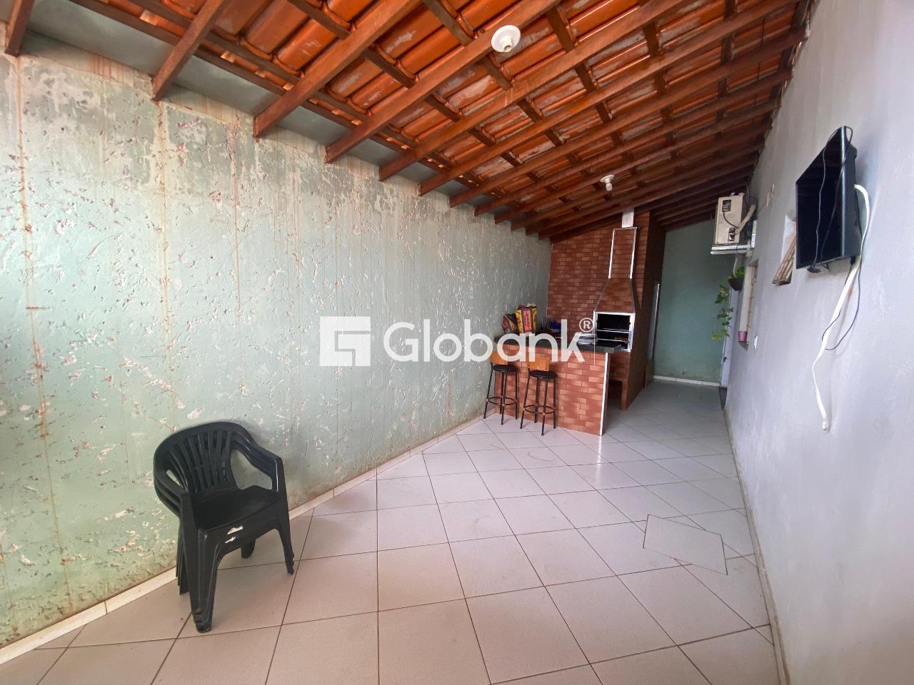 Casa 2 quartos à venda Acácias 200m² Montes Claros MG: 