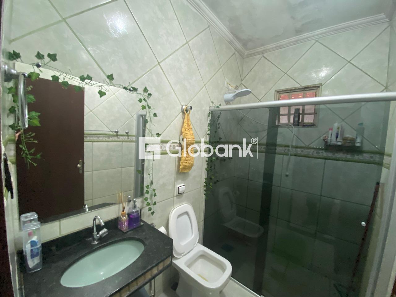 Casa 2 quartos à venda Acácias 200m² Montes Claros MG: 