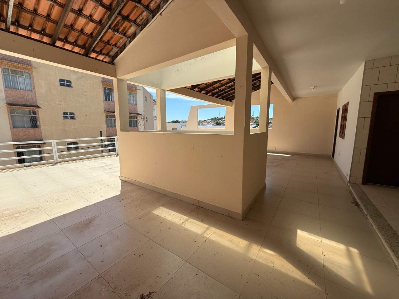 Casa 4 quartos à venda Vila Guilhermina 410m² Montes Claros MG: