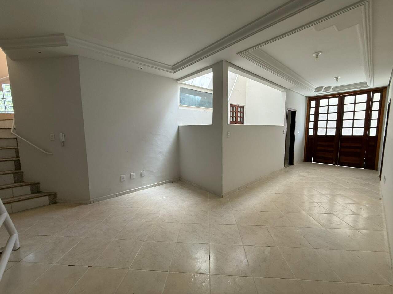 Casa 4 quartos à venda Vila Guilhermina 410m² Montes Claros MG: