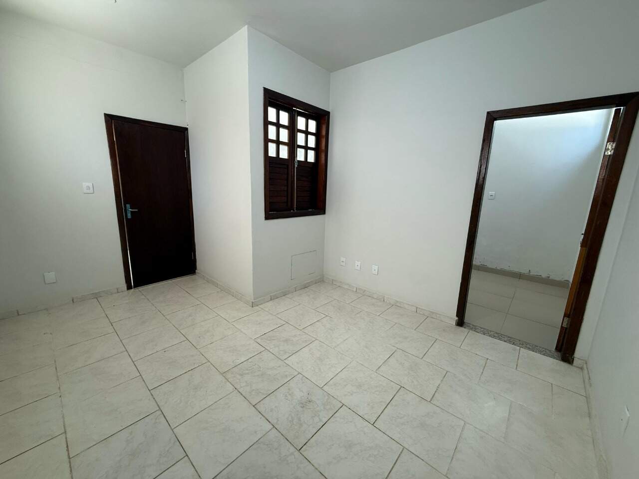 Casa 4 quartos à venda Vila Guilhermina 410m² Montes Claros MG: Quarto3