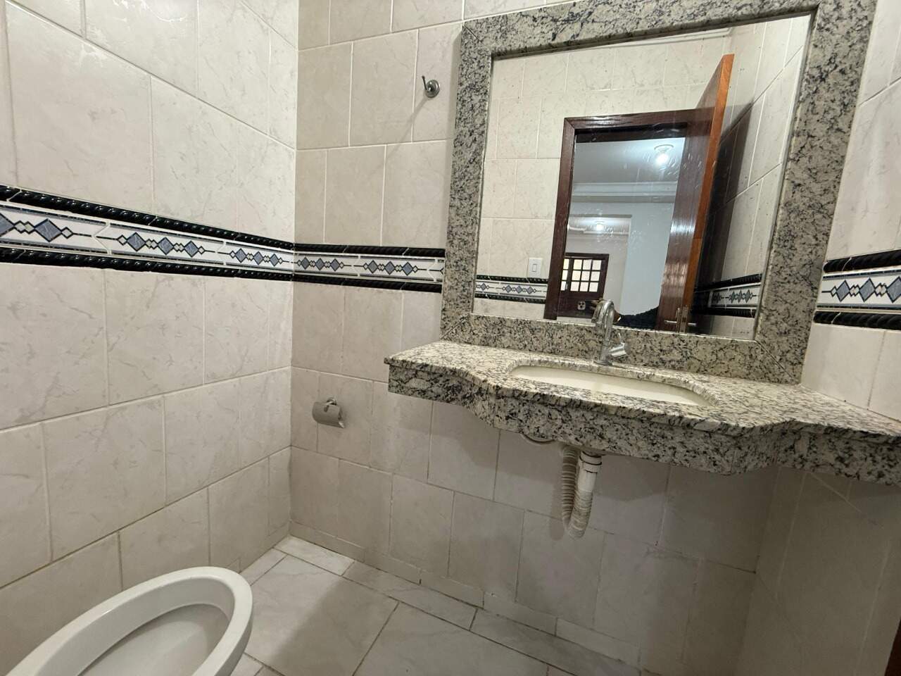 Casa 4 quartos à venda Vila Guilhermina 410m² Montes Claros MG: Suite2