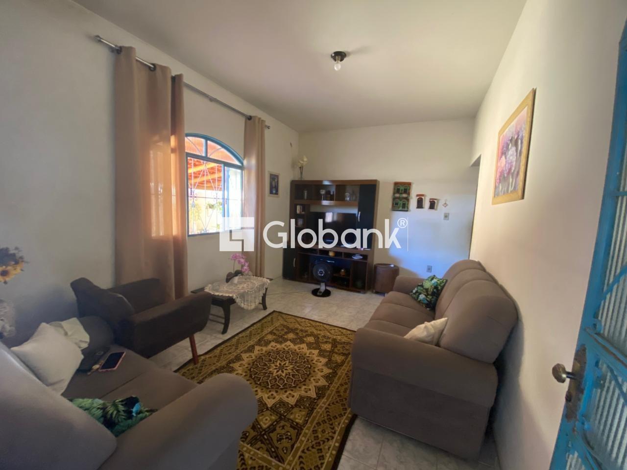 Casa 3 quartos à venda Planalto 300m² Montes Claros MG: 