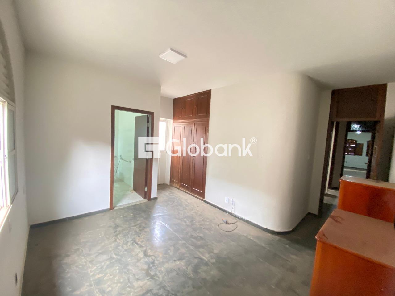 Casa 4 quartos para aluguel Melo 253m² Montes Claros MG: 