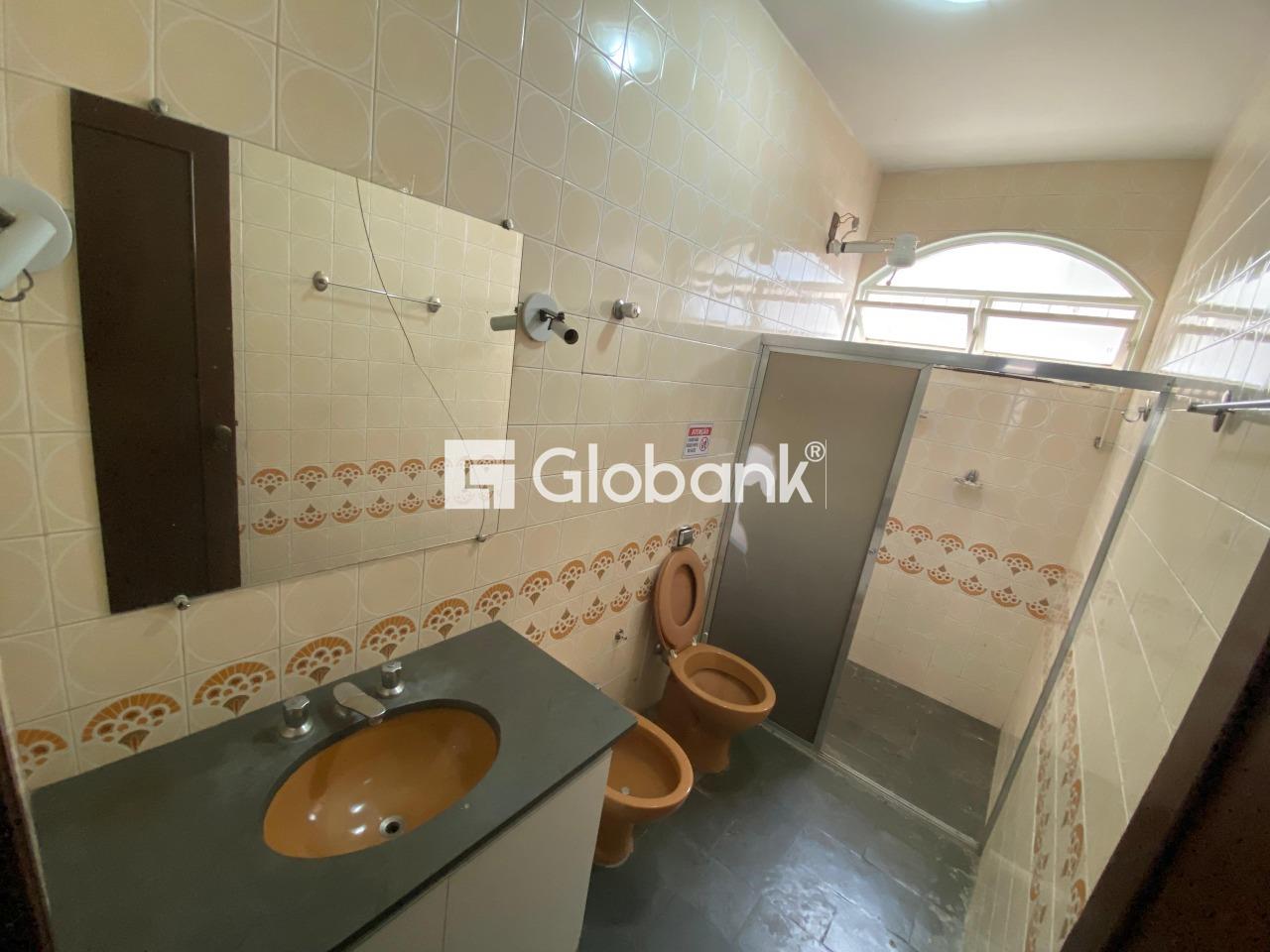 Casa 4 quartos para aluguel Melo 253m² Montes Claros MG: 