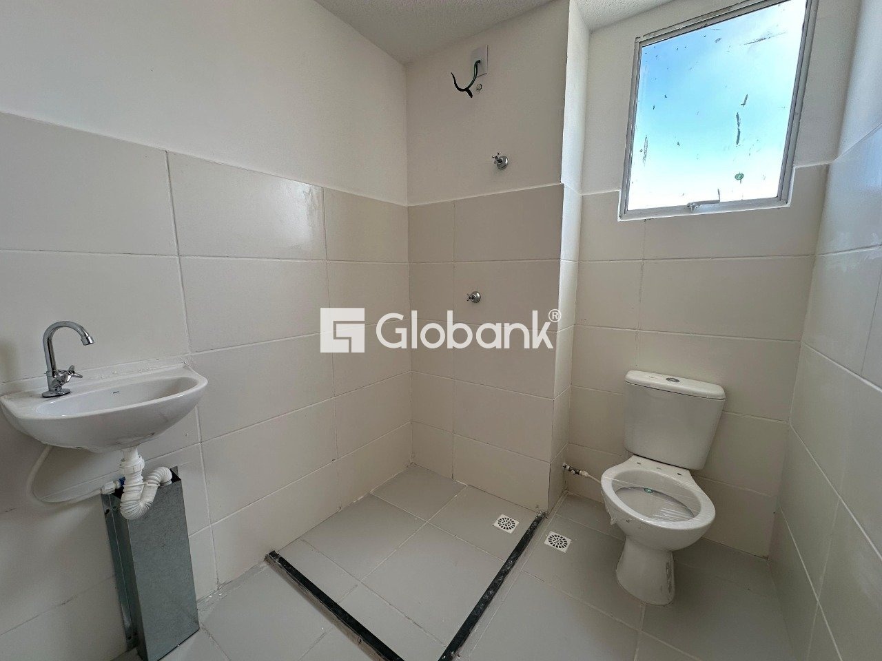 Apartamento 2 quartos para aluguel Residencial Sul Ipês 45m² Montes Claros MG: Banheiro social