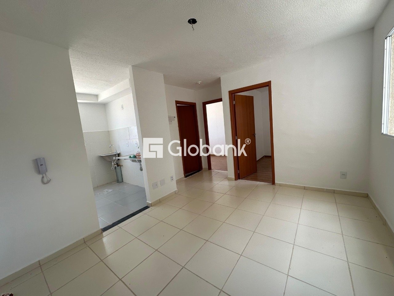 Apartamento 2 quartos para aluguel Residencial Sul Ipês 45m² Montes Claros MG: Sala