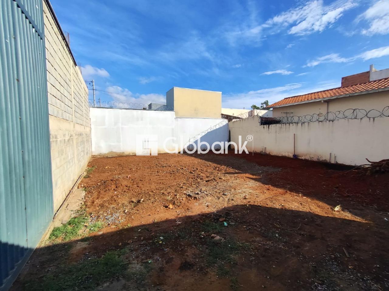 Galpão para aluguel Vila Campos 250m² Montes Claros MG: 