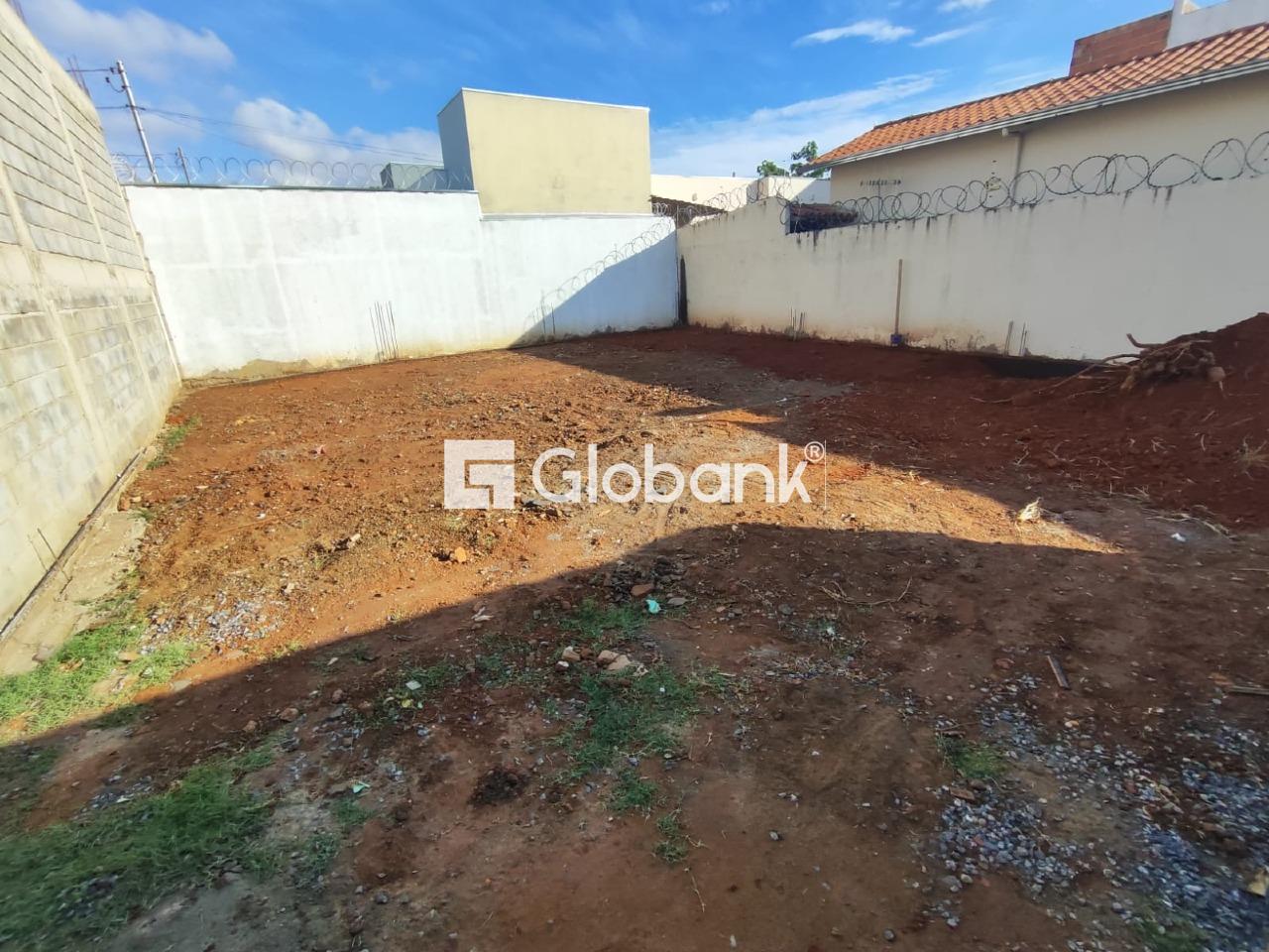 Galpão para aluguel Vila Campos 250m² Montes Claros MG: 