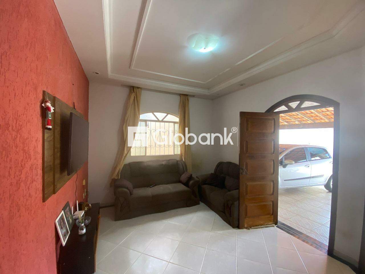 Casa 5 quartos à venda Planalto 450m² Montes Claros MG: 