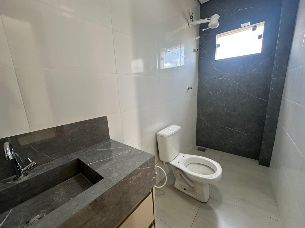 Cobertura 3 quartos para aluguel Ibituruna 140m² Montes Claros MG: Suite