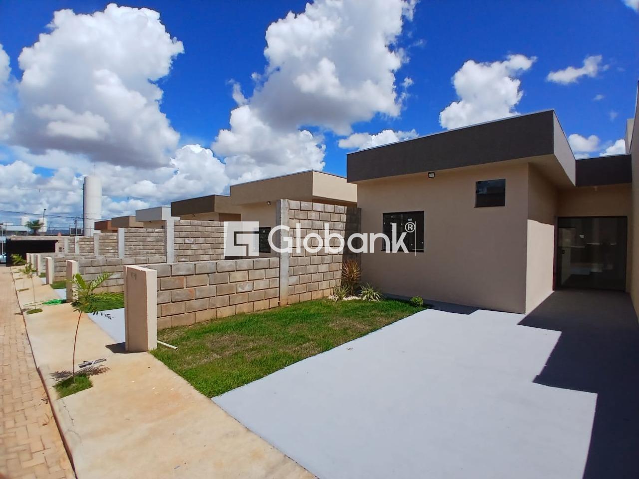 Casa 2 quartos à venda Jaraguá 60m² Montes Claros MG: 