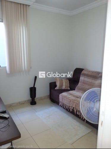 Casa 3 quartos para aluguel Ibituruna 123m² Montes Claros MG: 