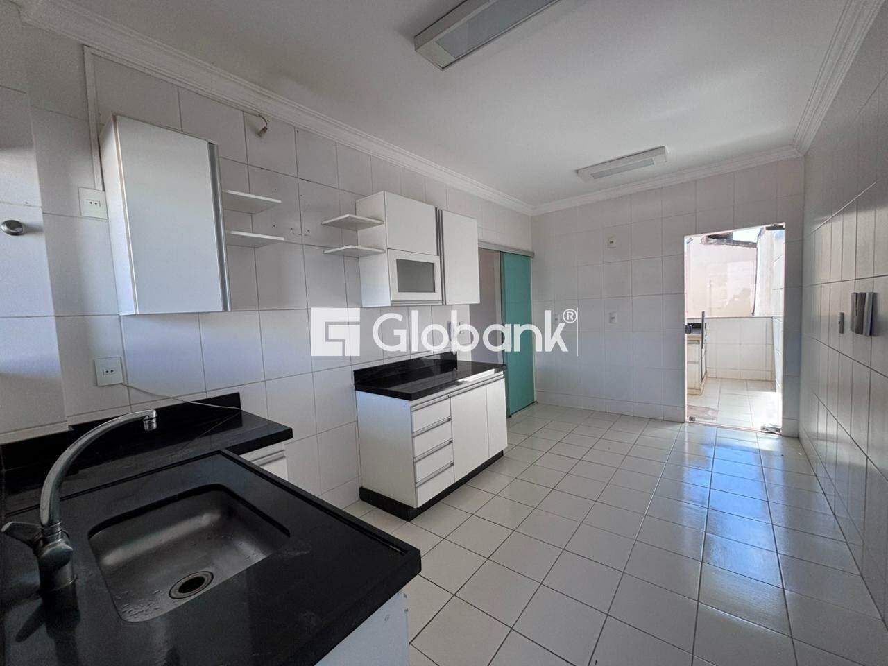 Casa 3 quartos para aluguel Ibituruna 123m² Montes Claros MG: Cozinha