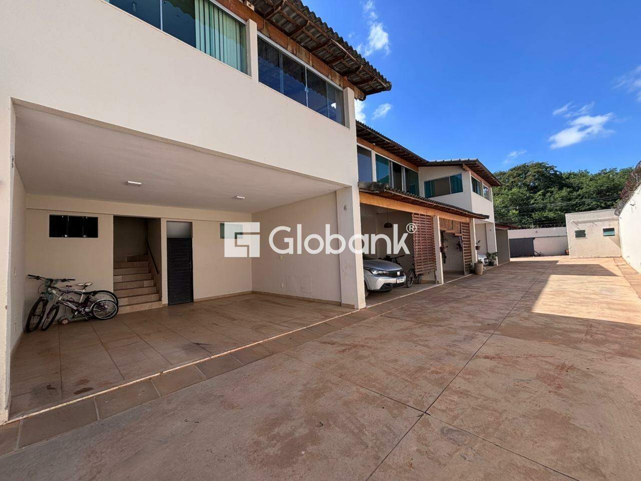 Casa 3 quartos para aluguel Ibituruna 123m² Montes Claros MG: Garagem