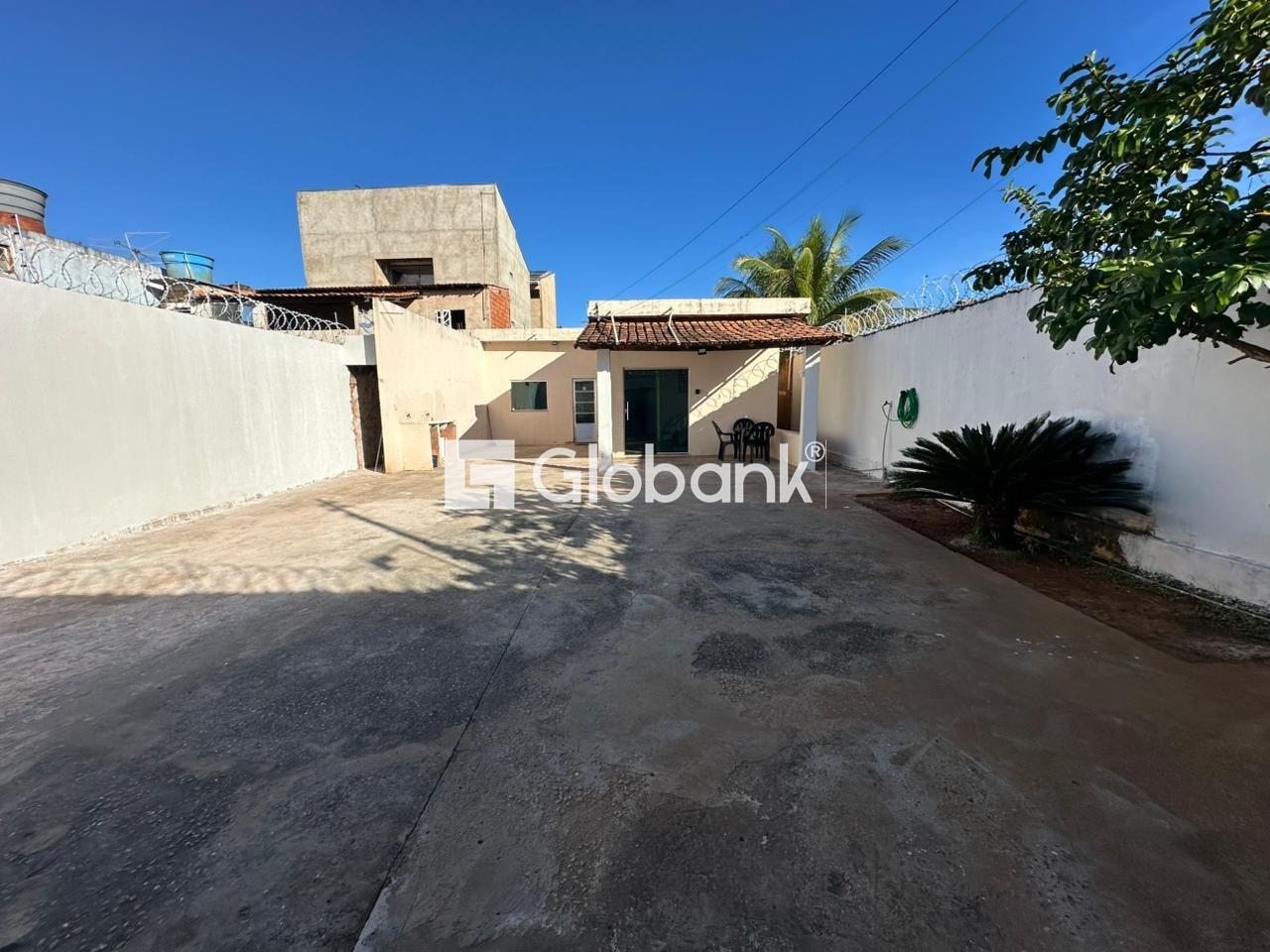 Casa 3 quartos para aluguel Alto São João 110m² Montes Claros MG: 