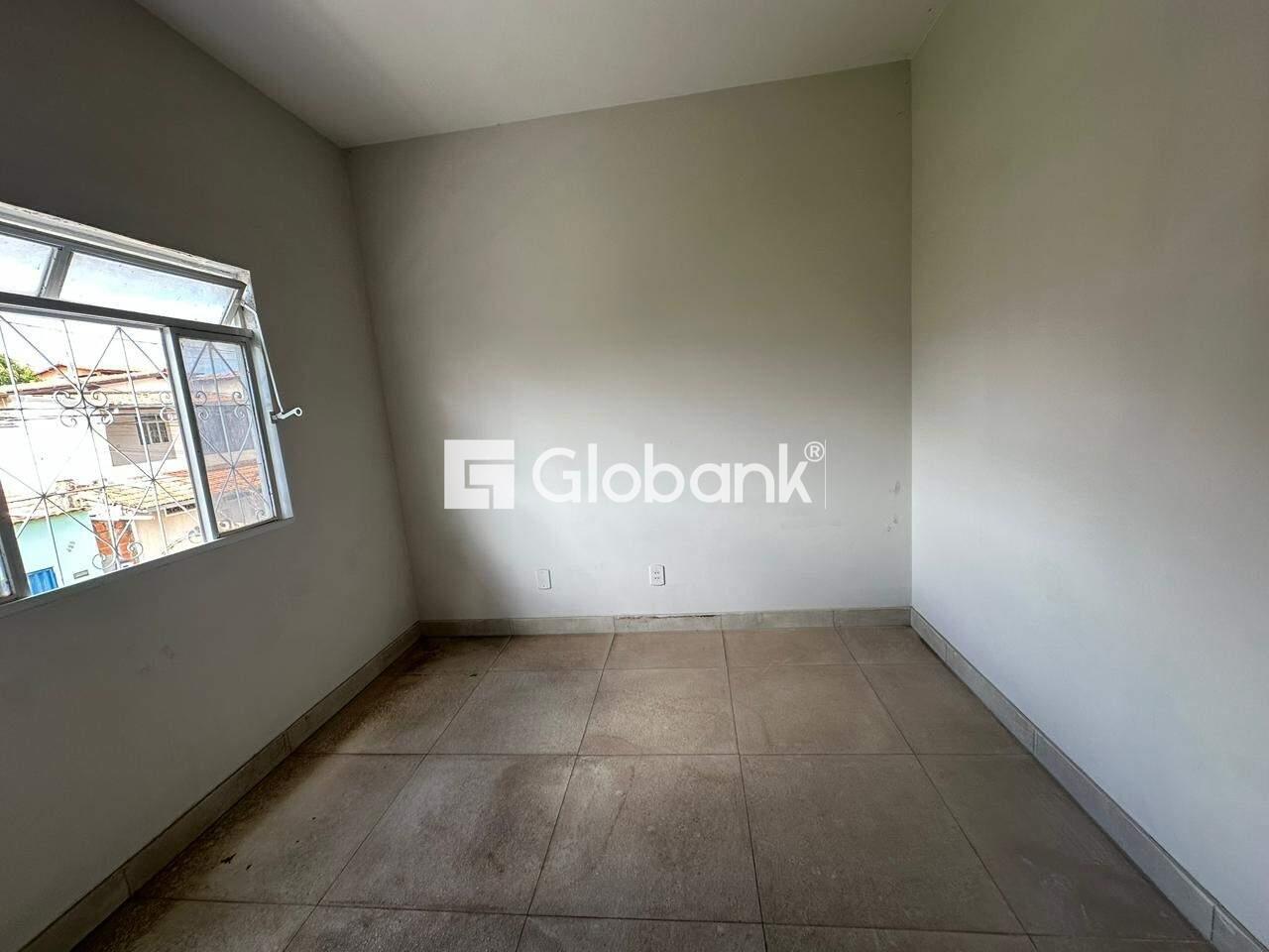 Casa 3 quartos para aluguel Dona Gregória 90m² Montes Claros MG: 