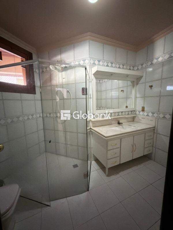Casa 3 quartos à venda Jardim São Luiz 800m² Montes Claros MG: 