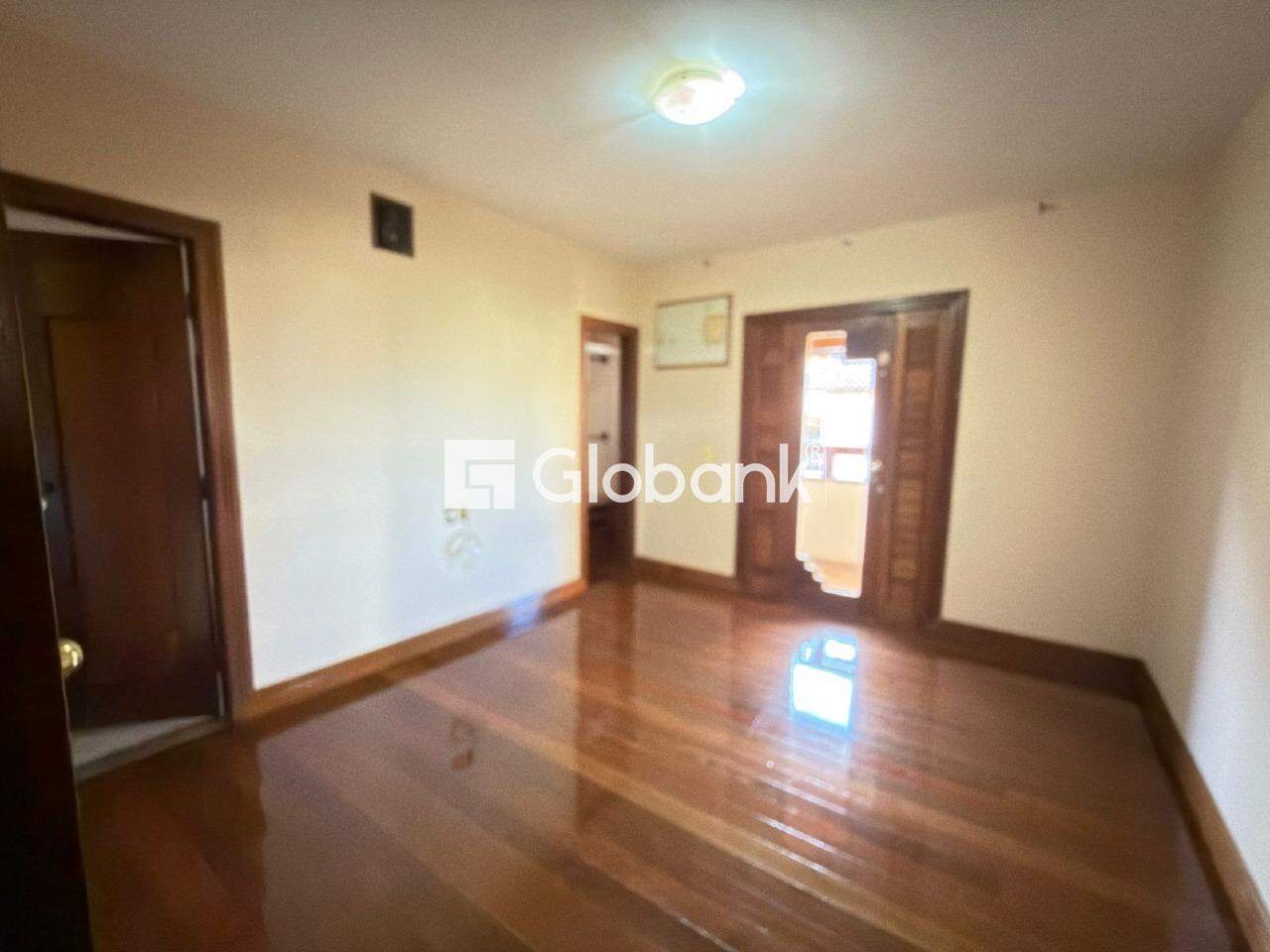 Casa 3 quartos à venda Jardim São Luiz 800m² Montes Claros MG: 
