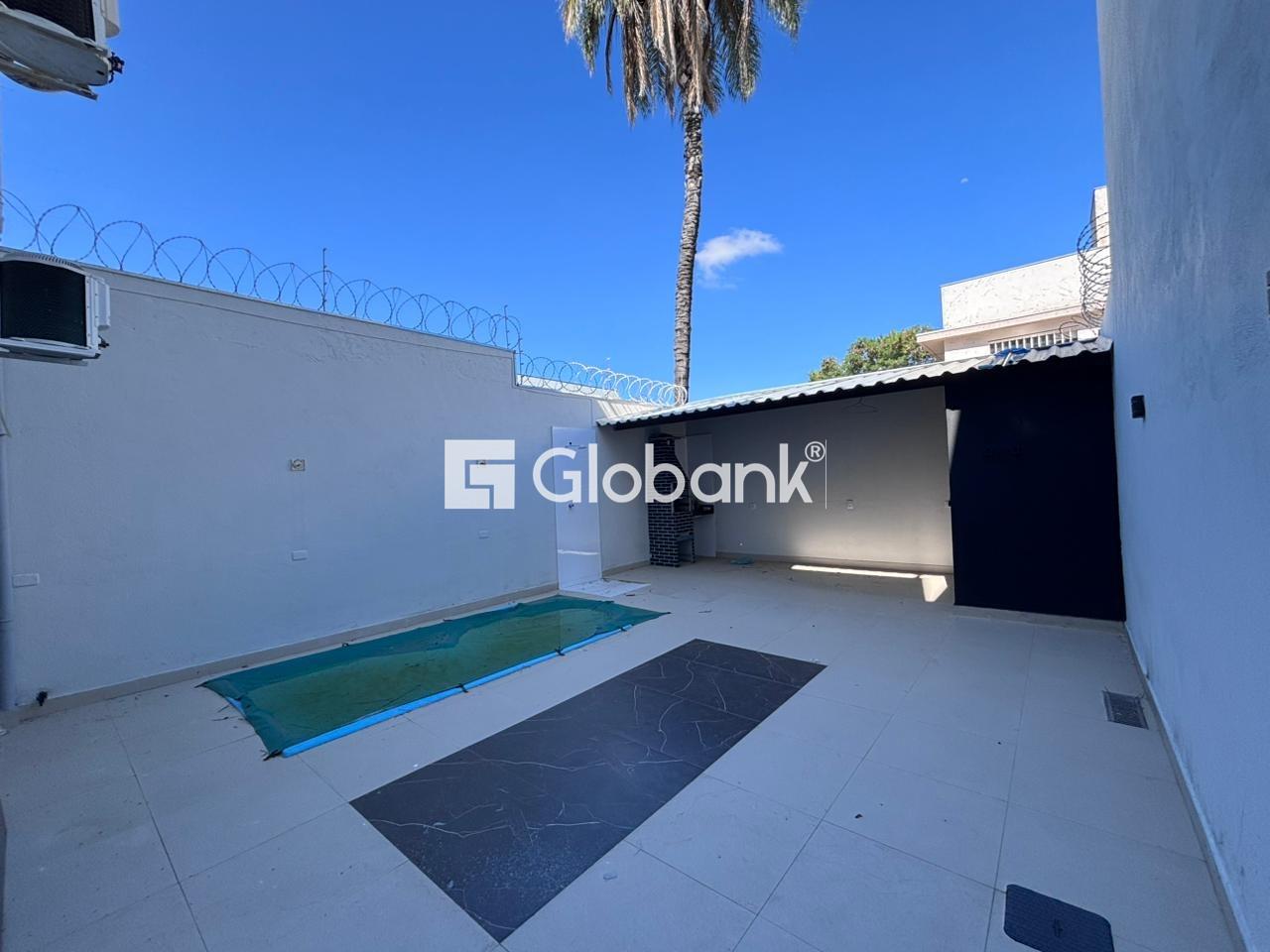 Casa 3 quartos para aluguel São Mateus 70m² Montes Claros MG: Quintal