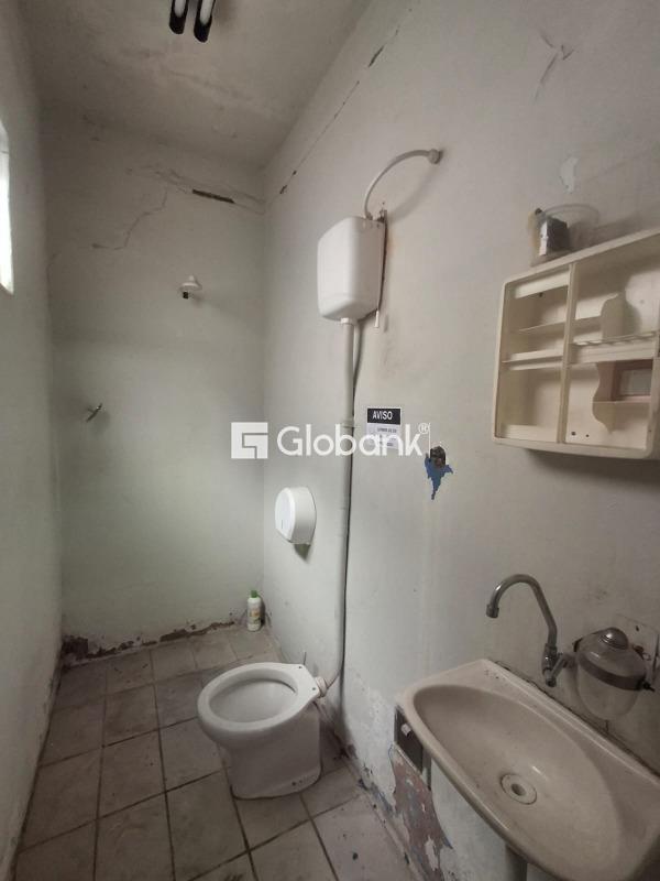 Galpão para aluguel João Gordo 200m² Montes Claros MG: 