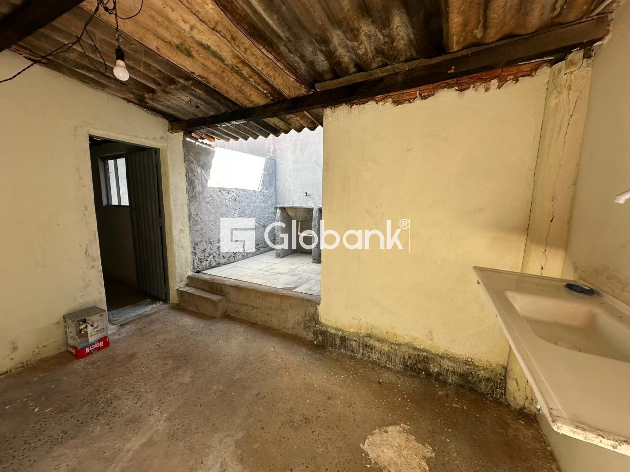 Casa 2 quartos para aluguel Carmelo 60m² Montes Claros MG: 