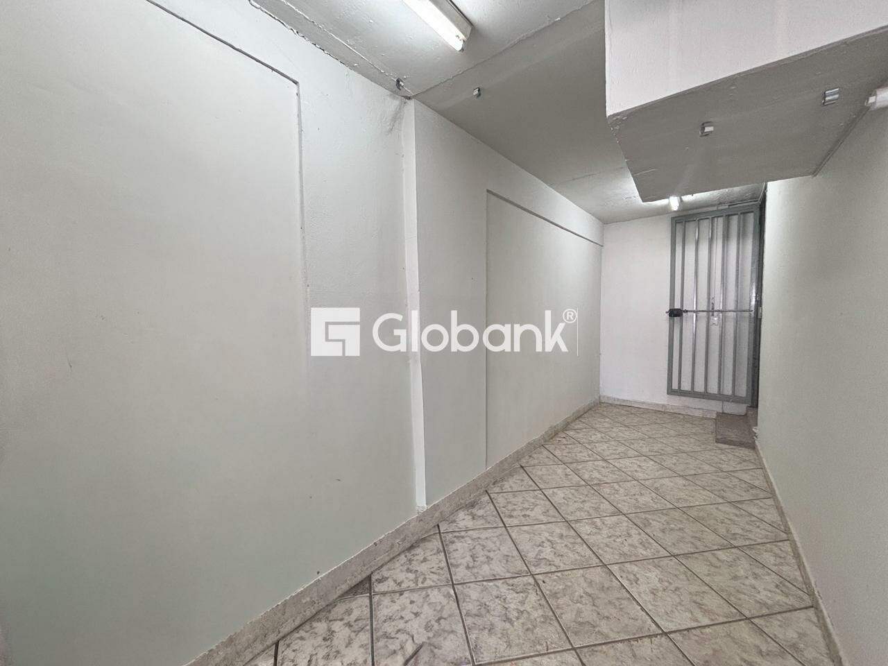 Ponto comercial para aluguel Major Prates 115m² Montes Claros MG: Interior
